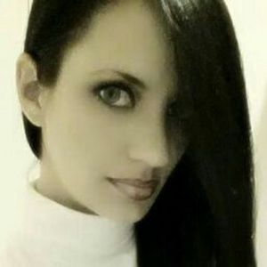 Meet your Posher, Leanne